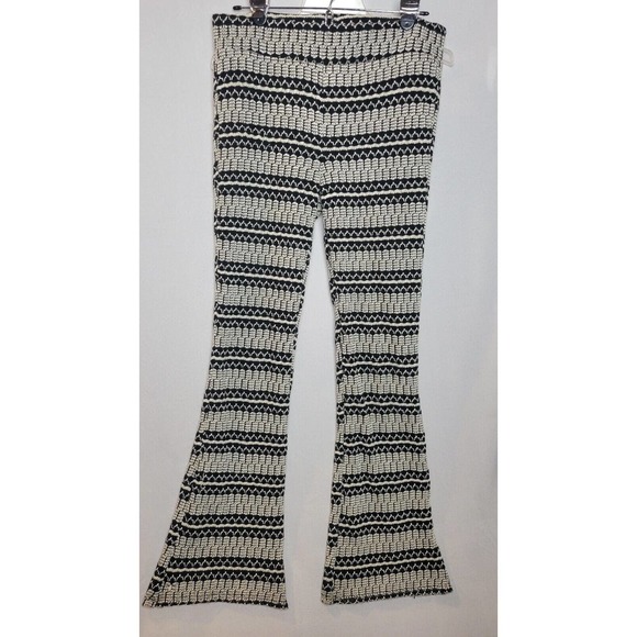 BeBop Knit Bell Bottom Crochet Pants Size Medium Black And White - Picture 1 of 5